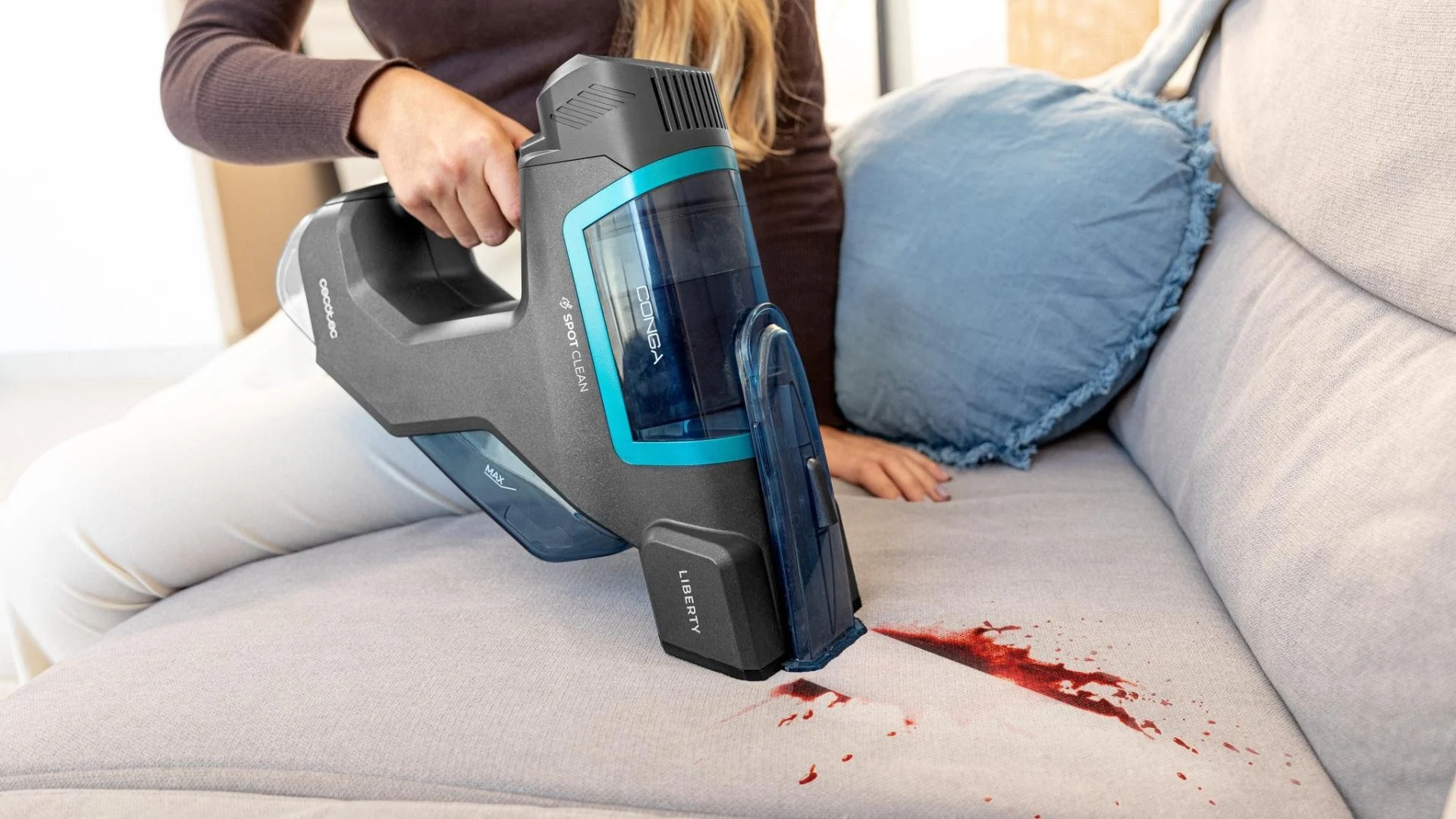 Aspirador Limpiatapicerías Cecotec Clean 2500 3 en 1 Inalámbrico