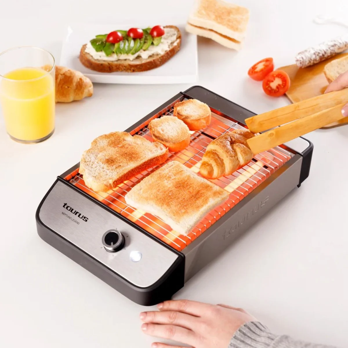 Tostador Horizontal Taurus Neptuno Legend Inox