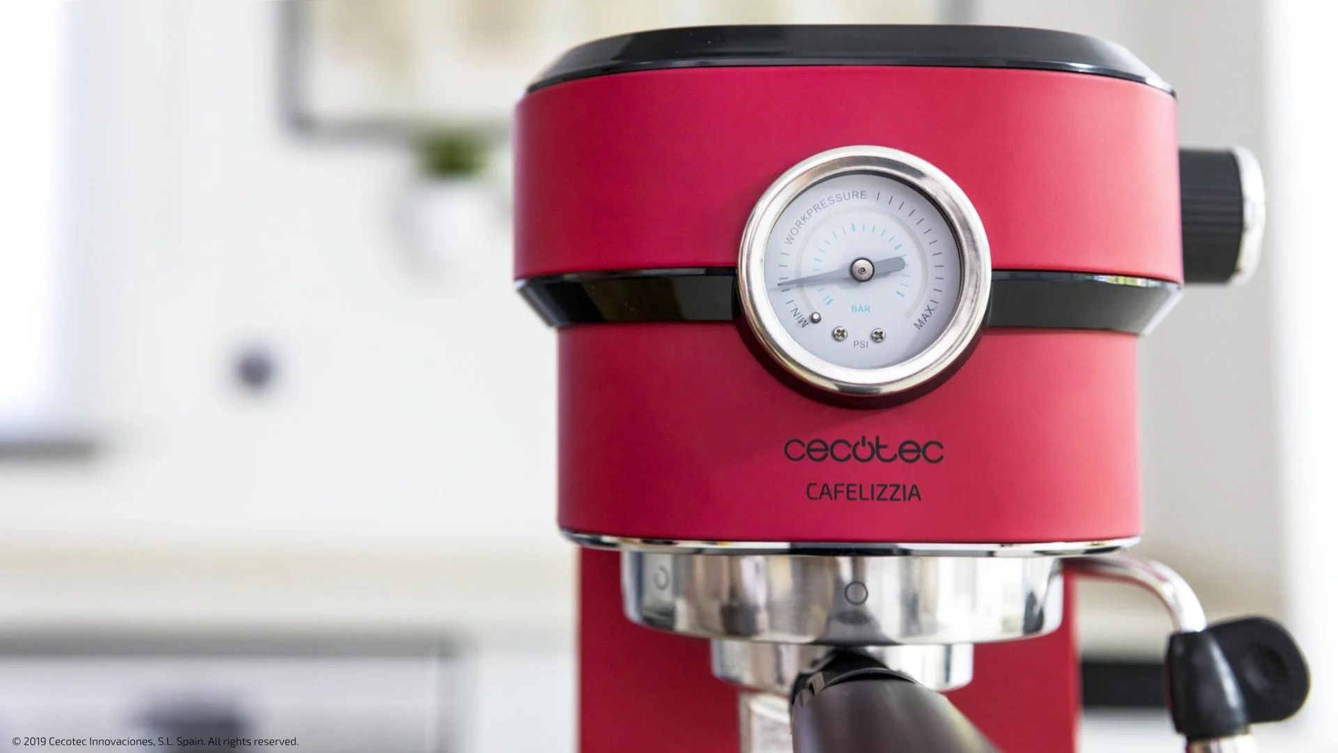 Cafetera espresso Cecotec Cafelizzia 790 Roja Pro 20 Bares 1350W 1,2L
