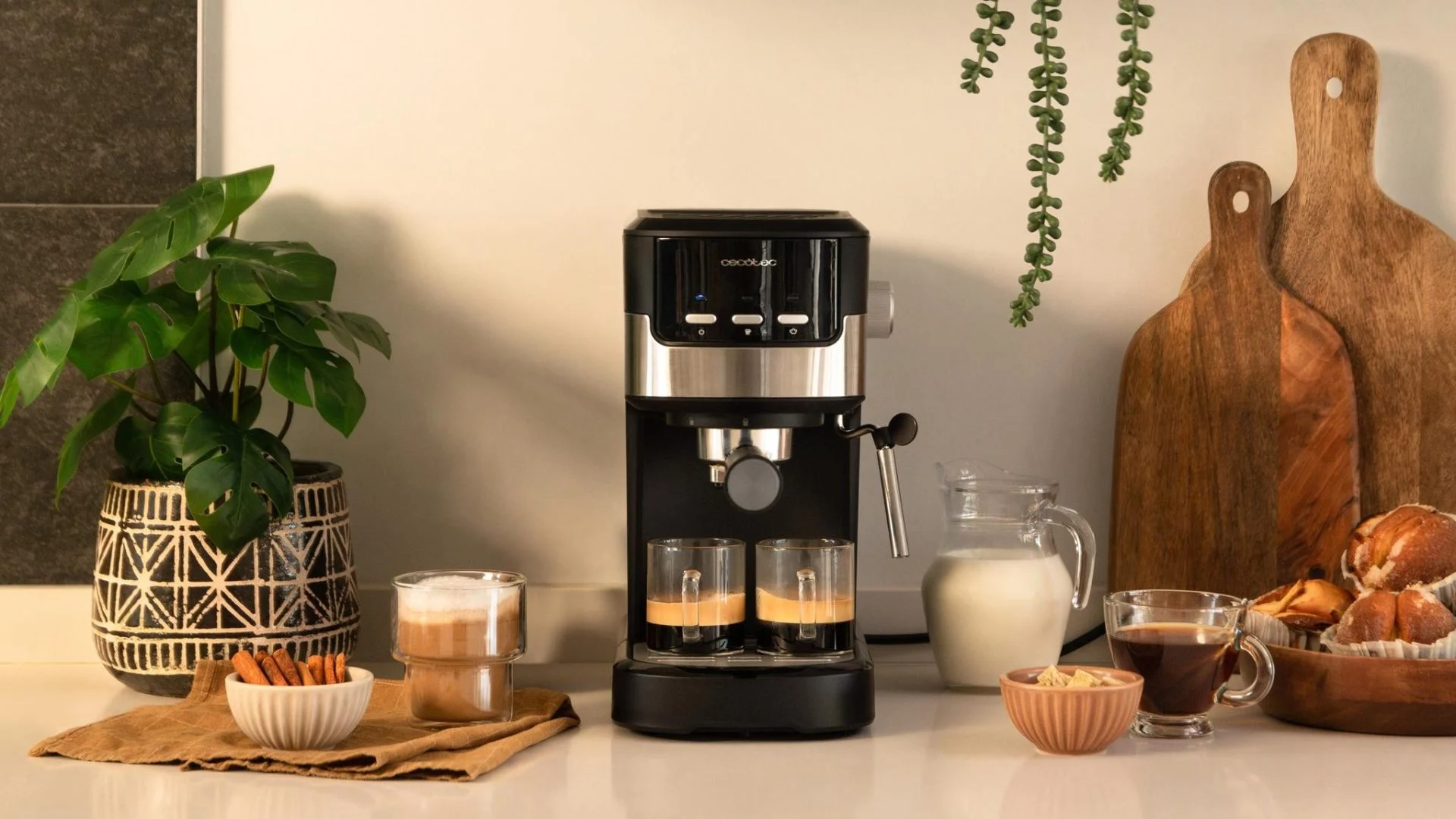 Cafetera Espresso Cecotec Power Espresso 20 2250 W 20 Bares Negra