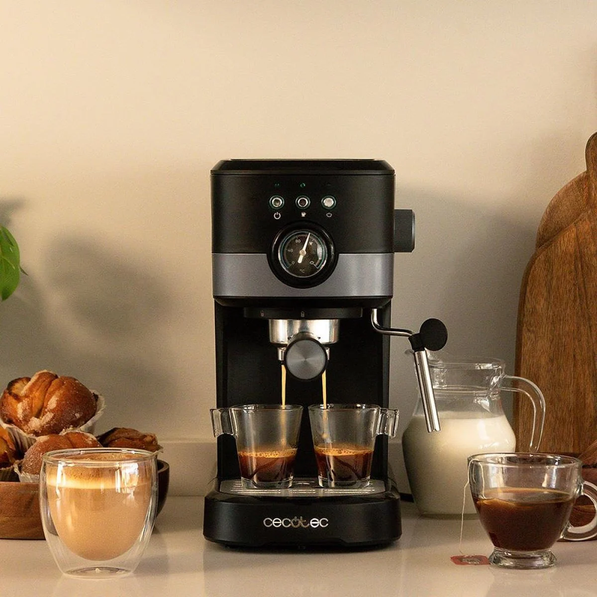 Cafetera Espresso Cecotec Power Espresso 20 Pro 2250 W 20 Bares Negra