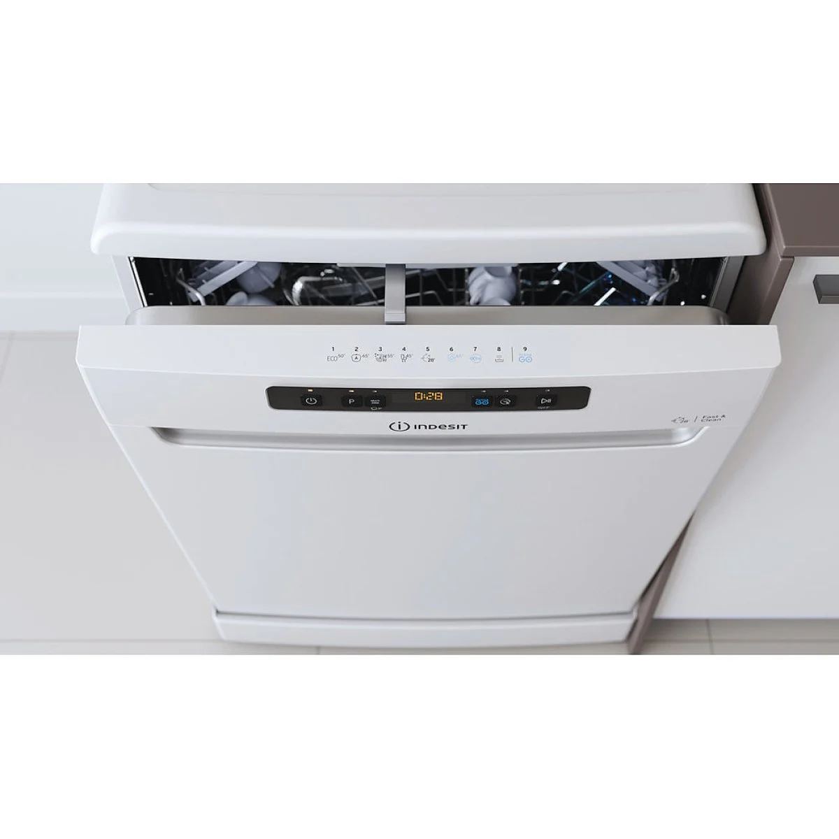 Lavavajillas Indesit DFO3T133AF 60 cm 14 cubiertos Clase D Blanco
