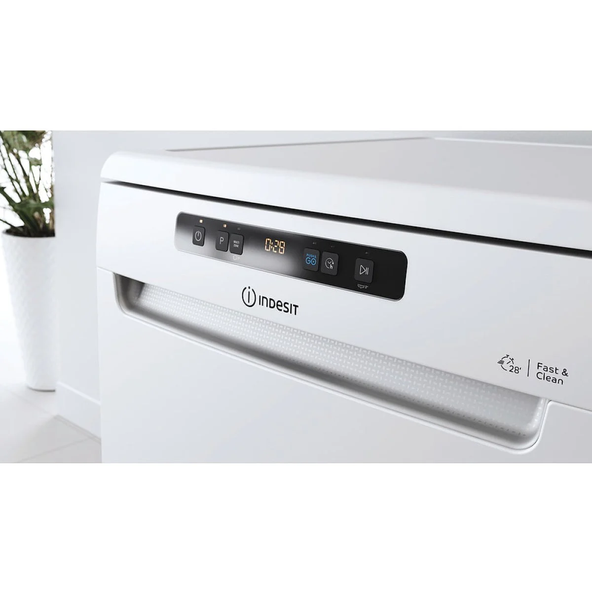 Lavavajillas Indesit DFO3T133AF 60 cm 14 cubiertos Clase D Blanco