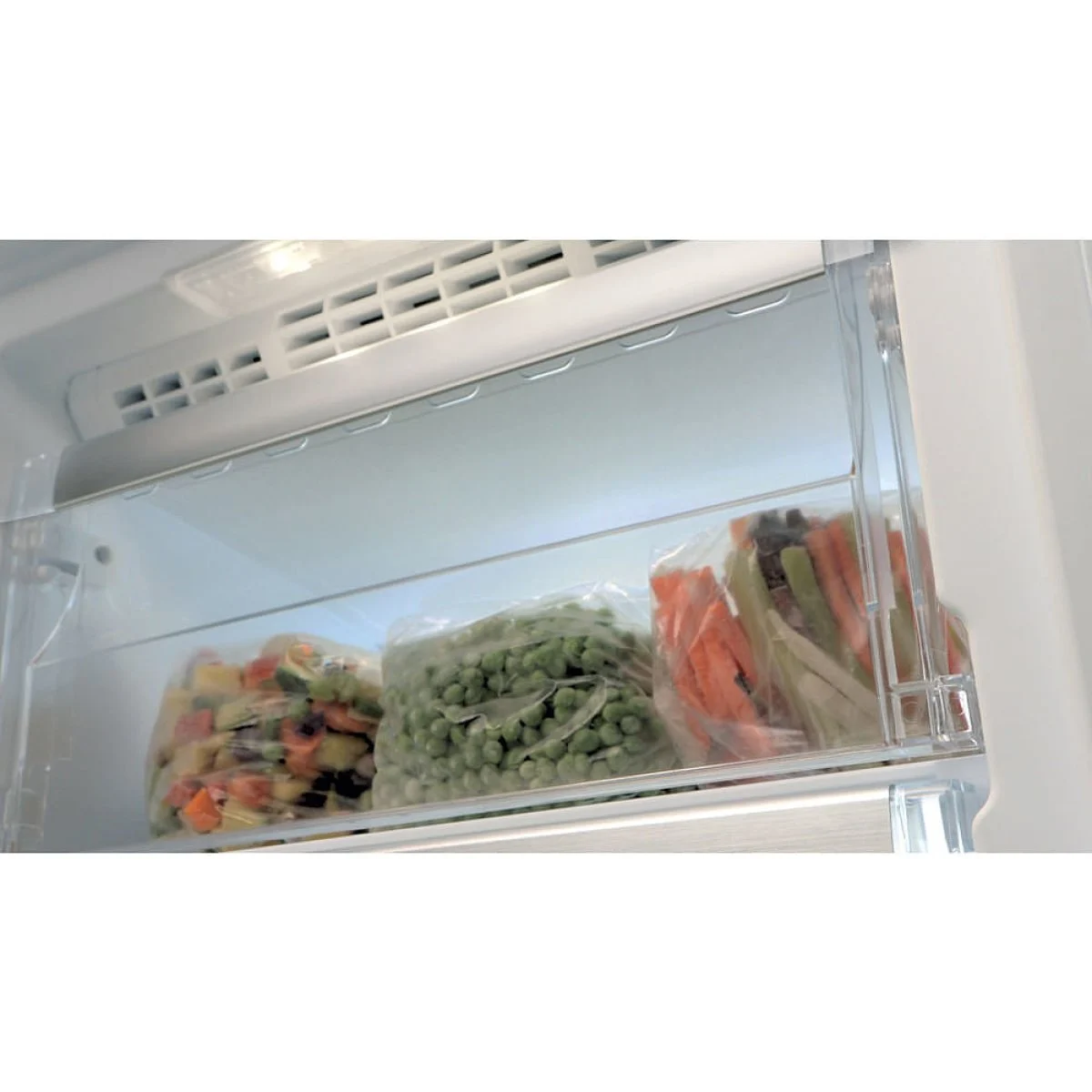 Congelador vertical Whirlpool NF E 188X60 Inox 263 L 26 kg/24h Clase E