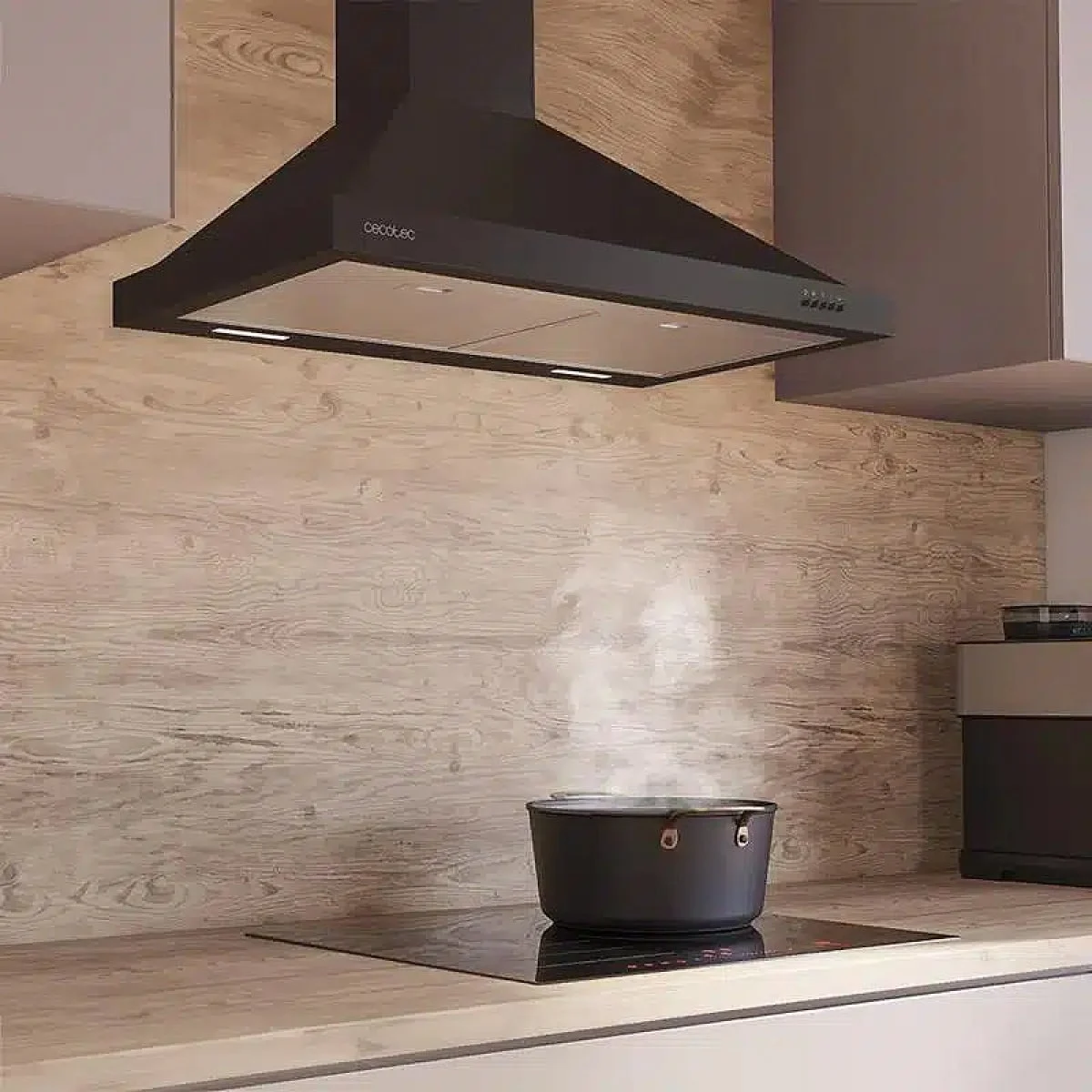 Campana piramidal Cecotec Bolero Flux PM 606500 60 cm 650 m³/h Clase A Negra