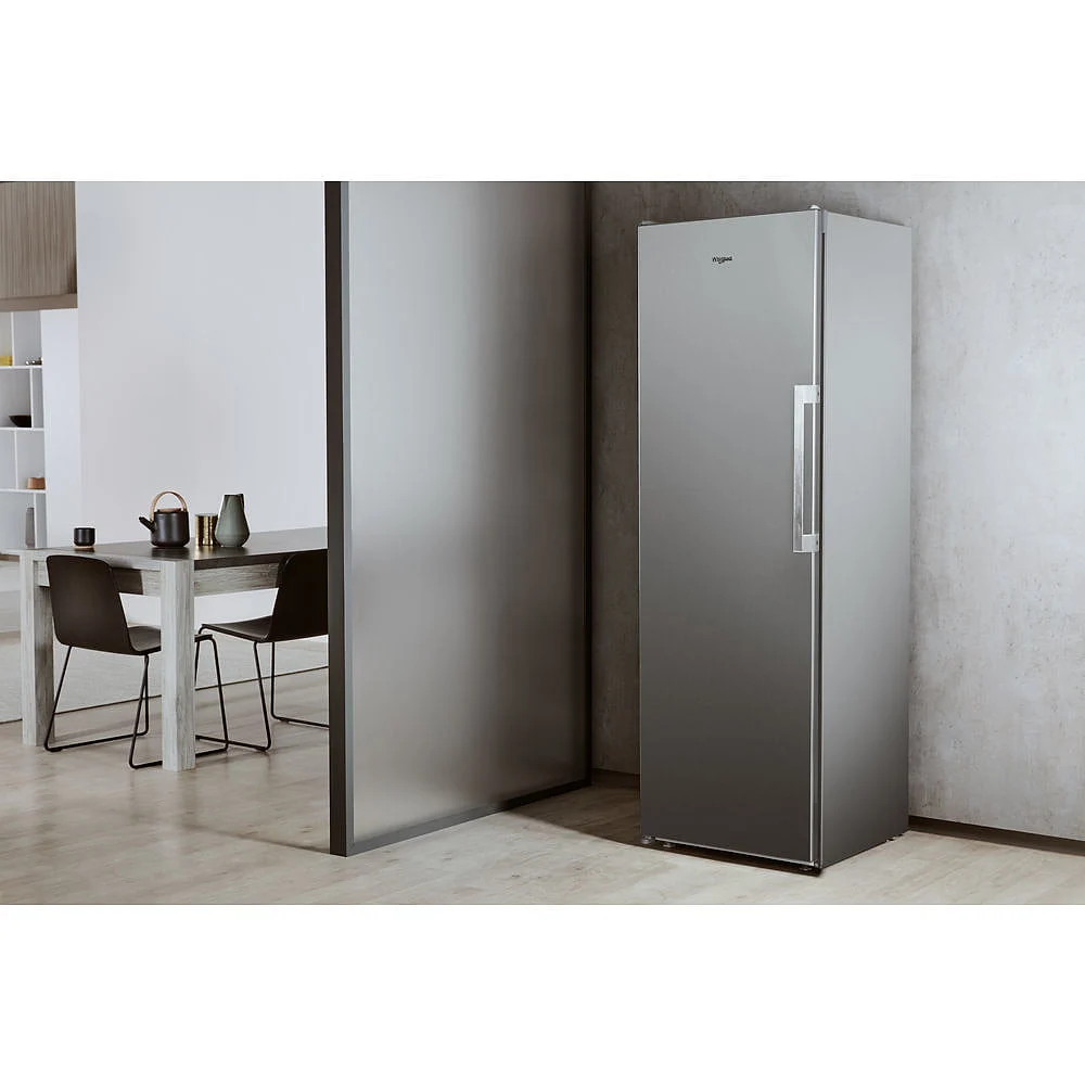 Congelador vertical Whirlpool UW8 F2C XLSB 252 L Acero Inox A++
