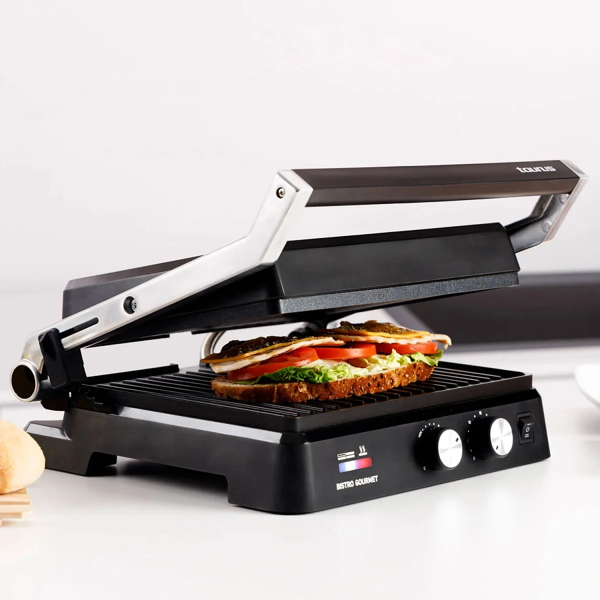 Grill Taurus Bistro Gourmet 2600W Apertura 180º