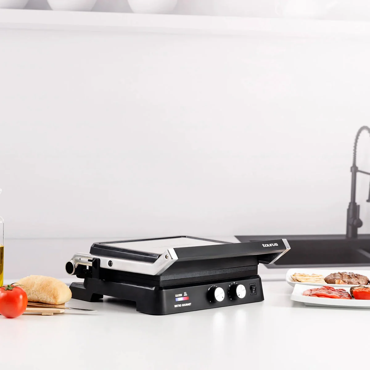 Grill Taurus Bistro Gourmet 2600W Apertura 180º