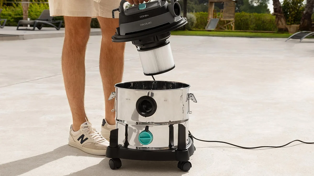 Aspirador Cecotec Solidos y Líquidos Metal Steel Max 20 L 1400 W