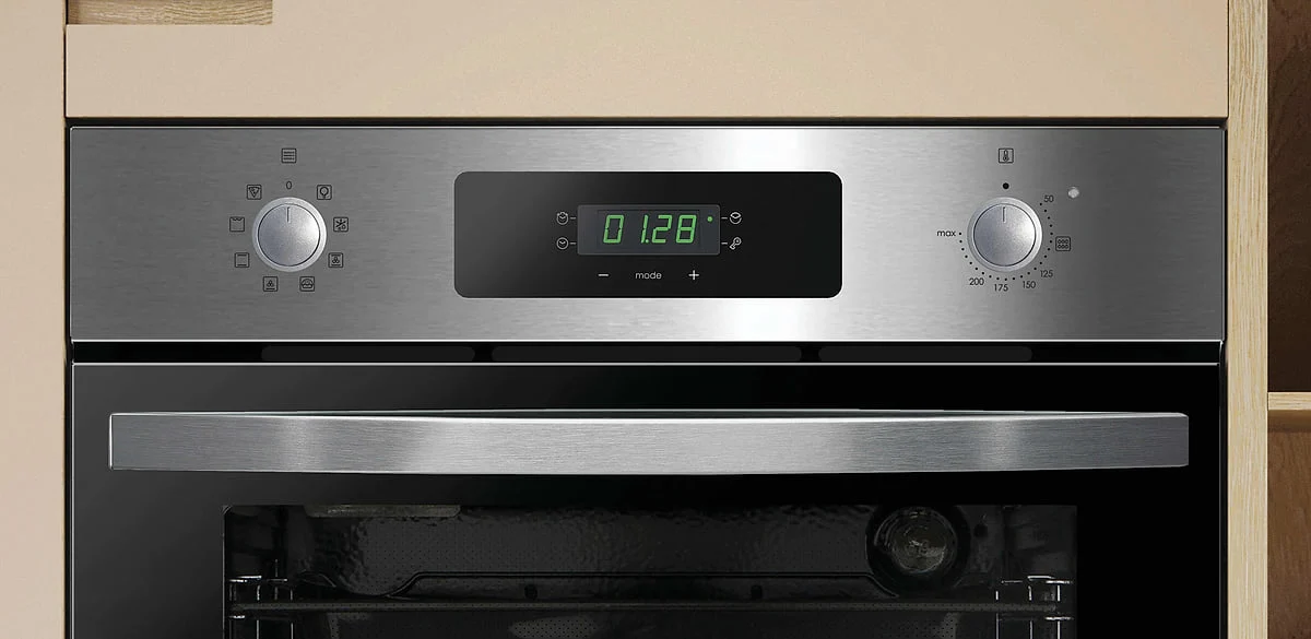 Horno multifunción Candy 70 L A+ Inox Digital